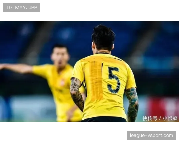 张琳芃买包比工资还贵，这日常生活简直像顶流明星！